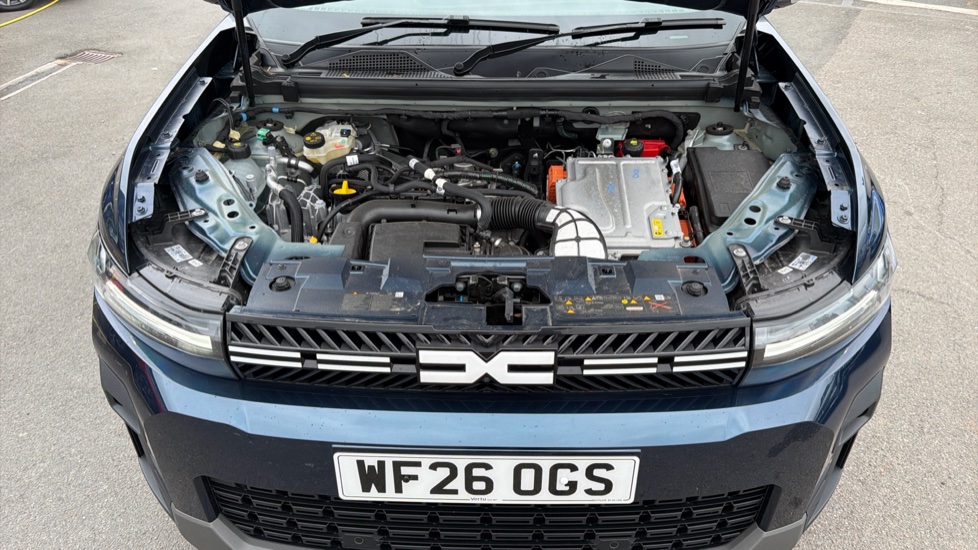 Dacia Bigster 1.8 Hybrid 155 Journey 5dr Auto Hybrid Estate - Image 8