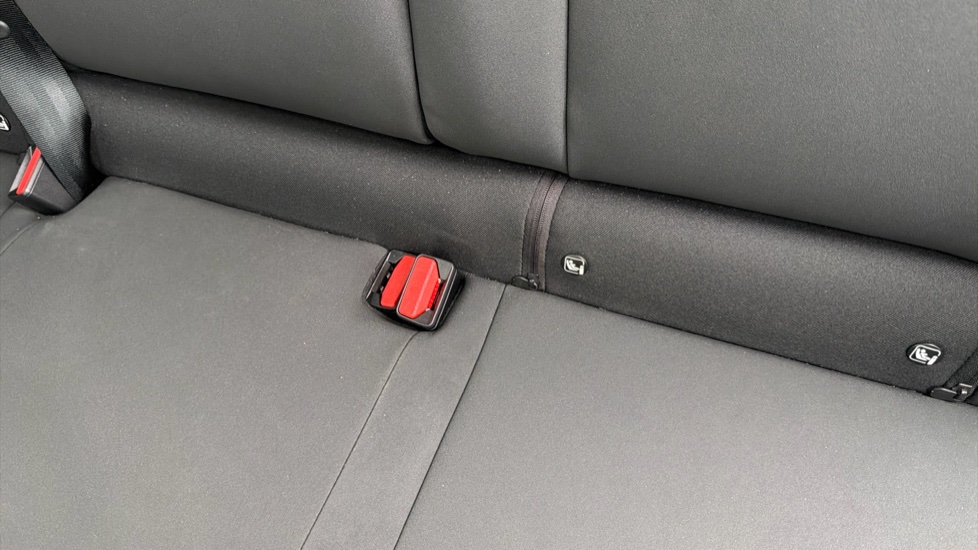 Dacia Bigster 1.8 Hybrid 155 Journey 5dr Auto Hybrid Estate - Image 17