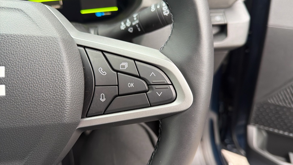 Dacia Bigster 1.8 Hybrid 155 Journey 5dr Auto Hybrid Estate - Image 22