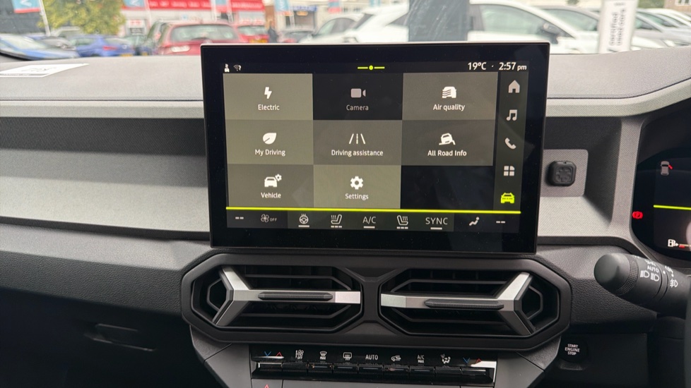 Dacia Bigster 1.8 Hybrid 155 Journey 5dr Auto Hybrid Estate - Image 26