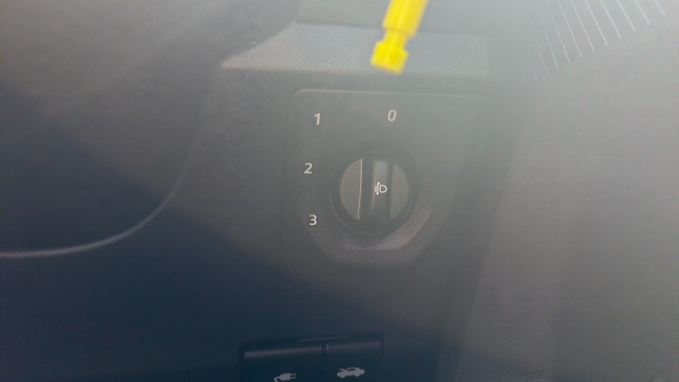 Dacia Spring 24kWh Extreme 100 75kW 5dr Auto Electric Hatchback - Image 29