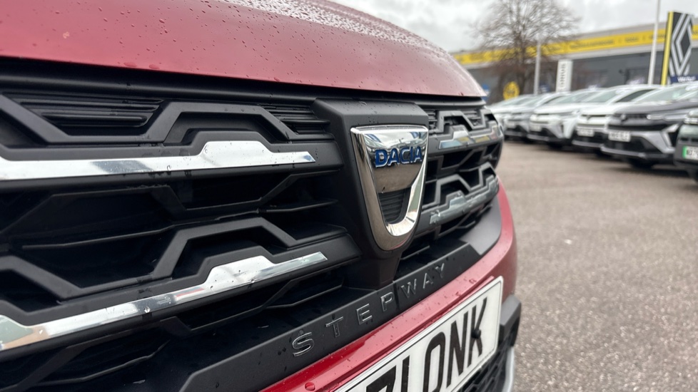 Dacia Sandero Stepway 1.0 TCe Comfort 5dr Petrol Hatchback - Image 29