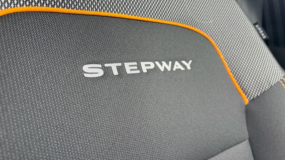 Dacia Sandero Stepway 1.0 TCe Comfort 5dr Petrol Hatchback - Image 40
