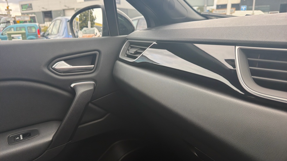 Renault Captur 1.6 E-Tech full hybrid 145 Rive Gauche 5dr Auto Hybrid Hatchback - Image 32