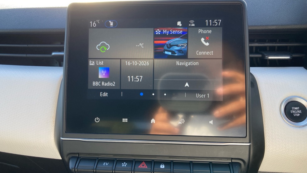Renault Clio 1.6 E-TECH full hybrid 145 Techno 5dr Auto Hybrid Hatchback - Image 12