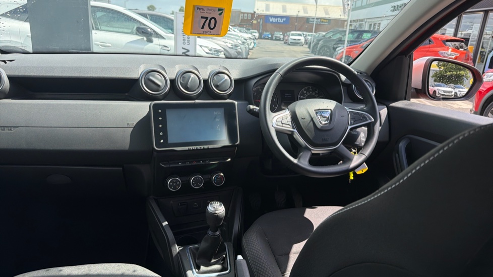 Dacia Duster 1.3 TCe 130 Comfort 5dr Petrol Estate - Image 10