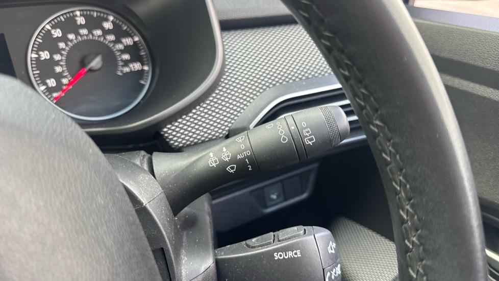 Dacia Sandero 1.0 Tce Expression 5dr Petrol Hatchback - Image 33