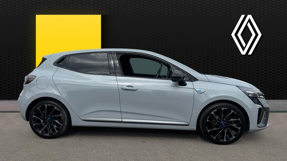 Renault Clio 1.6 E-TECH full hybrid 145 Esprit Alpine 5dr Auto Hybrid Hatchback - Image 5