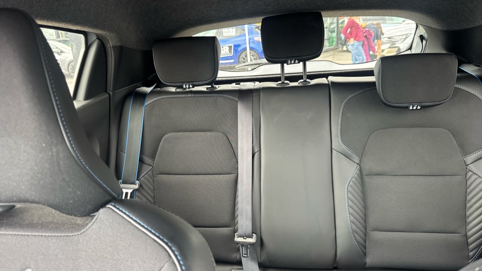Renault Clio 1.6 E-TECH full hybrid 145 Esprit Alpine 5dr Auto Hybrid Hatchback - Image 15