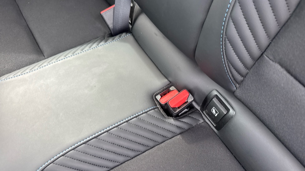 Renault Clio 1.6 E-TECH full hybrid 145 Esprit Alpine 5dr Auto Hybrid Hatchback - Image 17