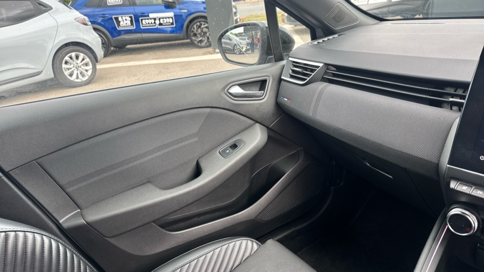 Renault Clio 1.6 E-TECH full hybrid 145 Esprit Alpine 5dr Auto Hybrid Hatchback - Image 27
