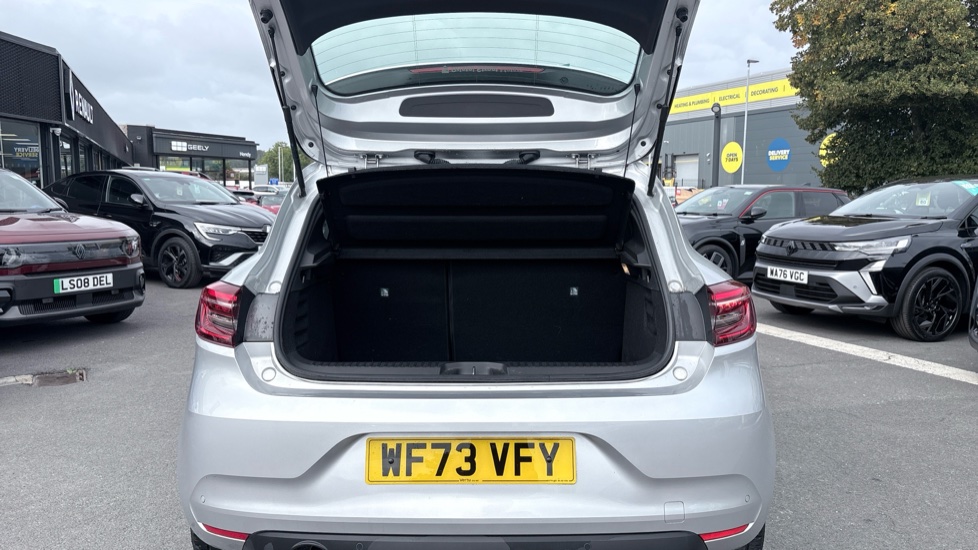 Renault Clio 1.0 TCe 90 Evolution 5dr Petrol Hatchback - Image 4