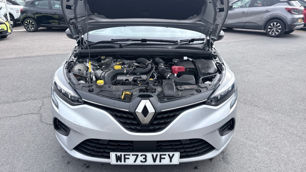 Renault Clio 1.0 TCe 90 Evolution 5dr Petrol Hatchback - Image 8