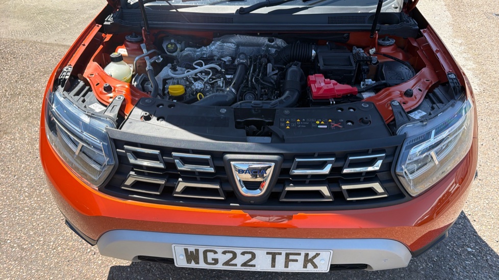 Dacia Duster 1.3 TCe 150 Prestige 5dr EDC Petrol Estate - Image 8