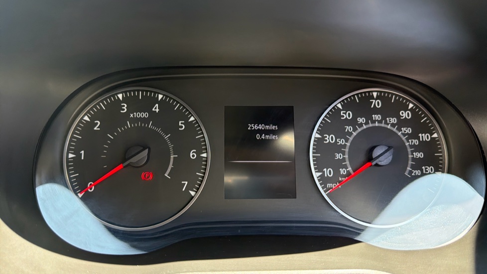 Dacia Duster 1.3 TCe 150 Prestige 5dr EDC Petrol Estate - Image 18
