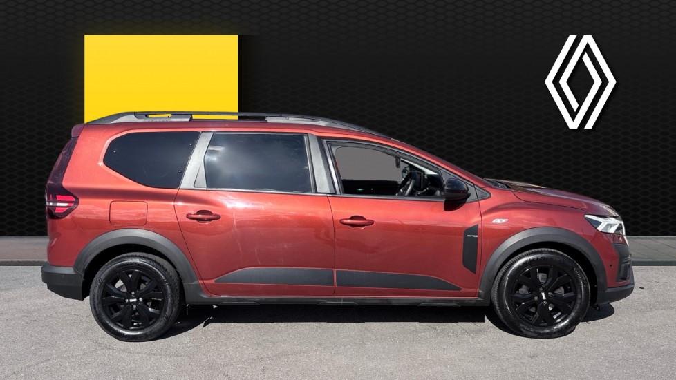 Dacia Jogger 1.0 TCe Extreme SE 5dr Petrol Estate - Image 5