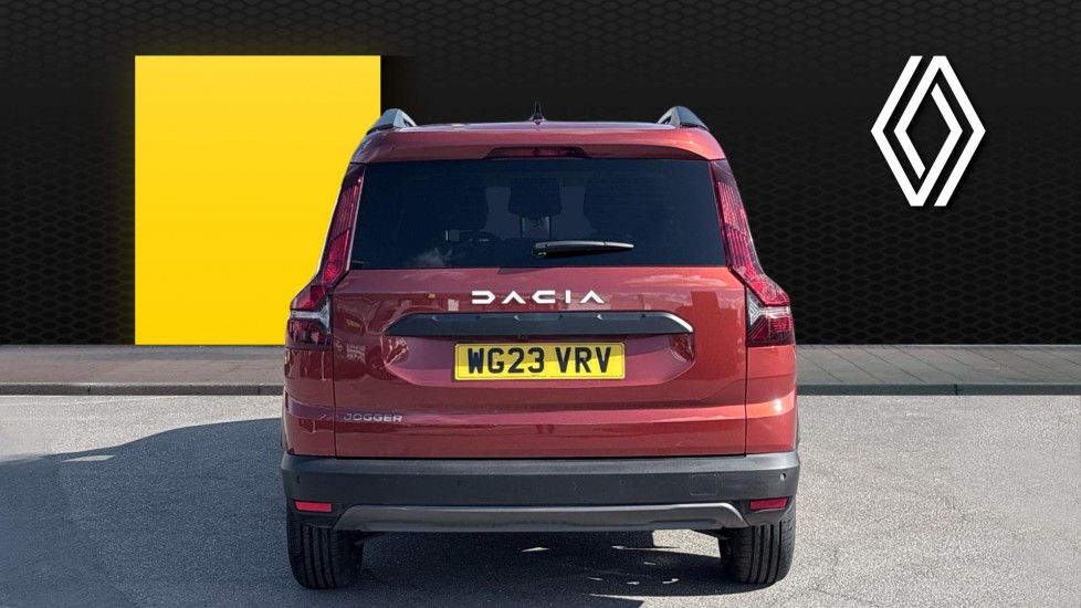 Dacia Jogger 1.0 TCe Extreme SE 5dr Petrol Estate - Image 6