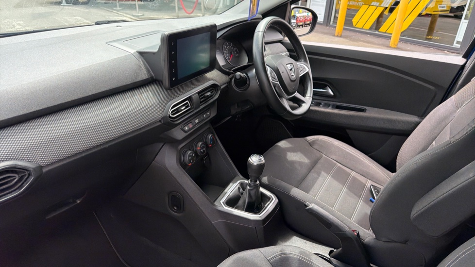 Dacia Sandero 1.0 TCe Comfort 5dr Bi Fuel Hatchback - Image 9