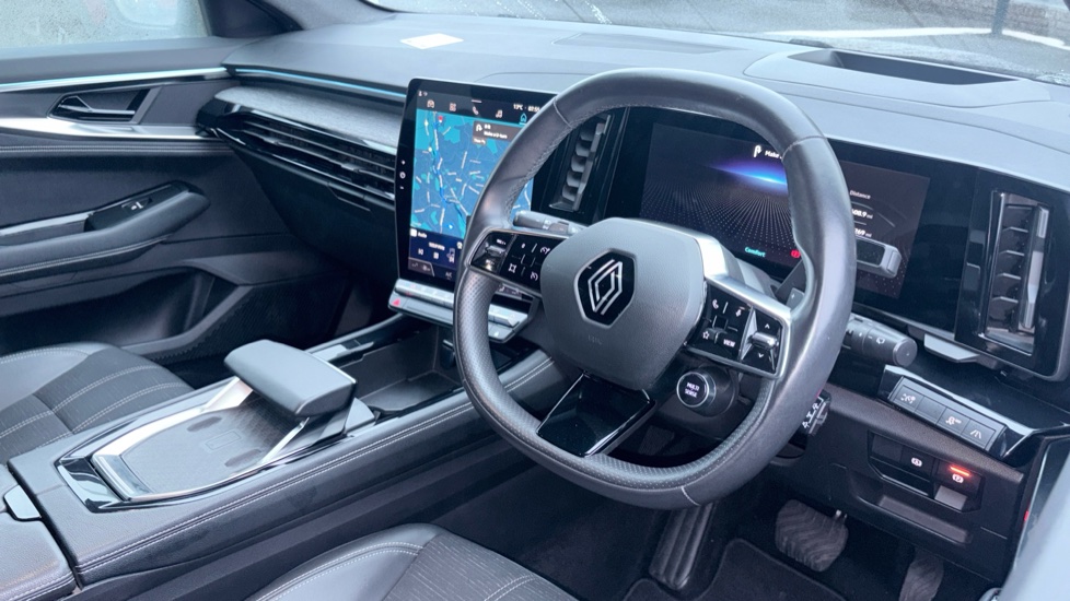 Renault Austral E-Tech Full Hybrid Techno 5dr Auto Hybrid Estate - Image 11