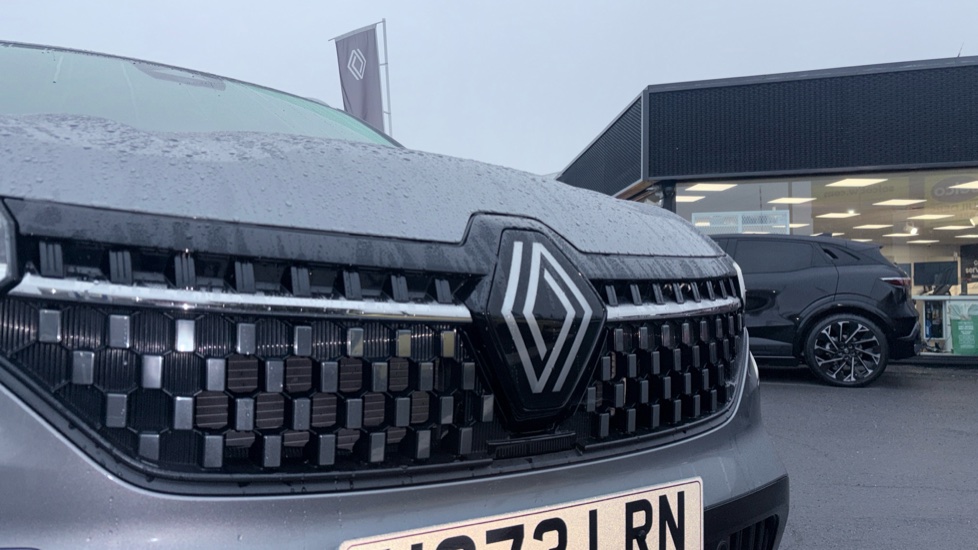 Renault Austral E-Tech Full Hybrid Techno 5dr Auto Hybrid Estate - Image 36