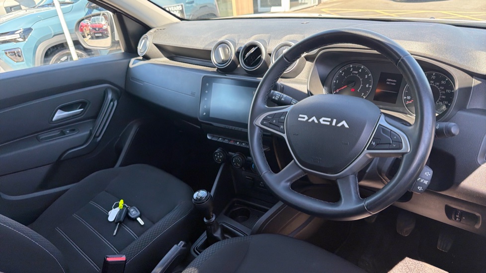 Dacia Duster 1.0 TCe 90 Expression 5dr Petrol Estate - Image 11