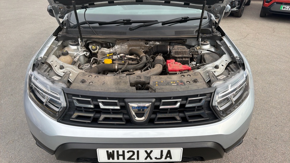 Dacia Duster 1.0 TCe 90 Comfort 5dr Petrol Estate - Image 8