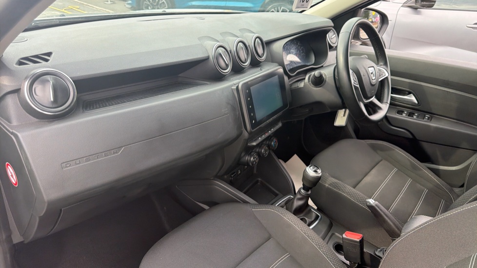 Dacia Duster 1.0 TCe 90 Comfort 5dr Petrol Estate - Image 9
