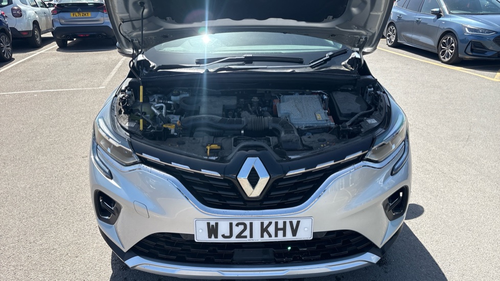 Renault Captur 1.6 E-TECH PHEV 160 Launch Edition 5dr Auto Hatchback - Image 8