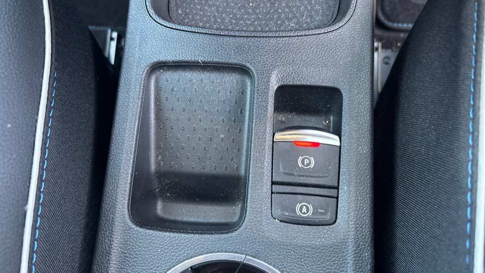 Renault Captur 1.6 E-TECH PHEV 160 Launch Edition 5dr Auto Hatchback - Image 25