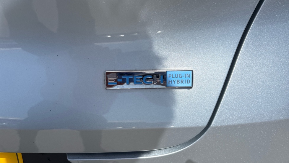 Renault Captur 1.6 E-TECH PHEV 160 Launch Edition 5dr Auto Hatchback - Image 35