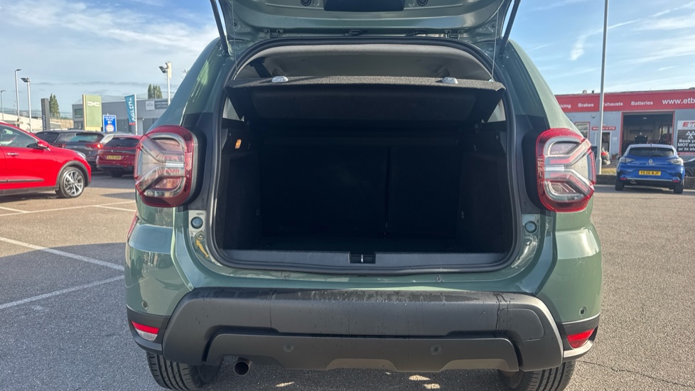 Dacia Duster 1.0 TCe 90 Expression 5dr Petrol Estate - Image 4