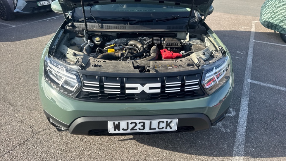 Dacia Duster 1.0 TCe 90 Expression 5dr Petrol Estate - Image 8