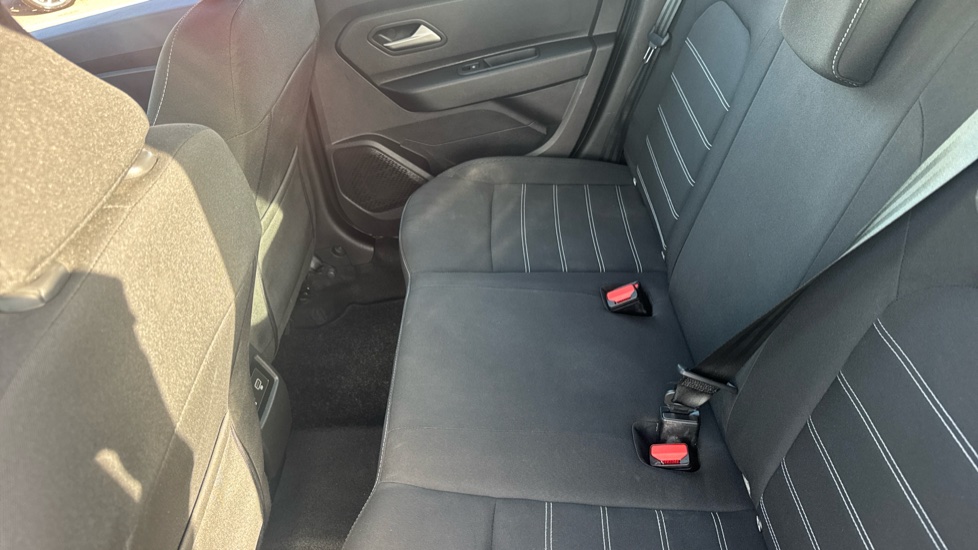 Dacia Duster 1.0 TCe 90 Expression 5dr Petrol Estate - Image 24