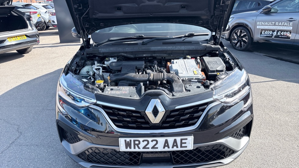 Renault Arkana 1.6 E-TECH Hybrid 145 R.S. Line 5dr Auto Hybrid Estate - Image 8