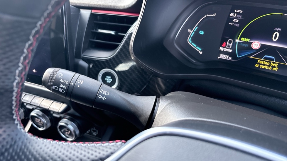 Renault Arkana 1.6 E-TECH Hybrid 145 R.S. Line 5dr Auto Hybrid Estate - Image 26