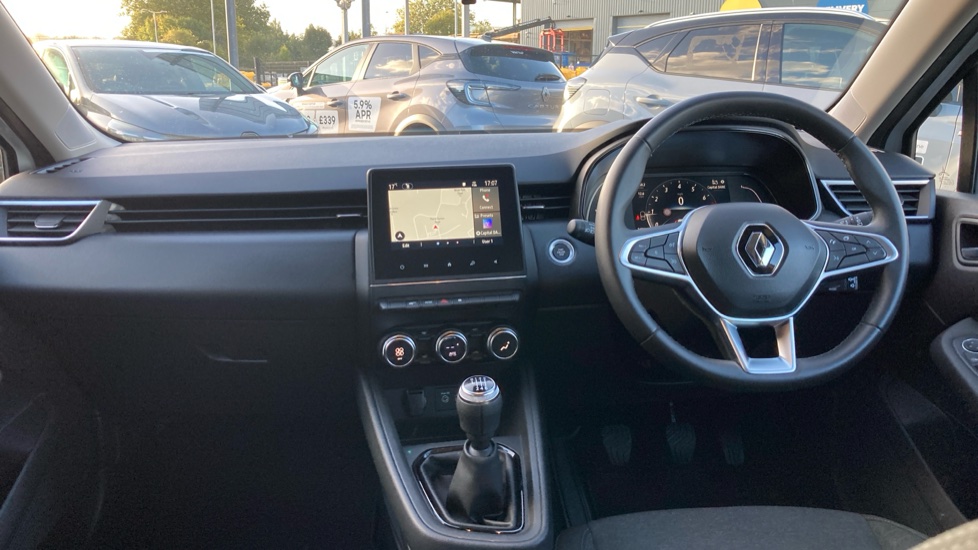 Renault Clio 1.0 TCe 90 Evolution 5dr Petrol Hatchback - Image 10