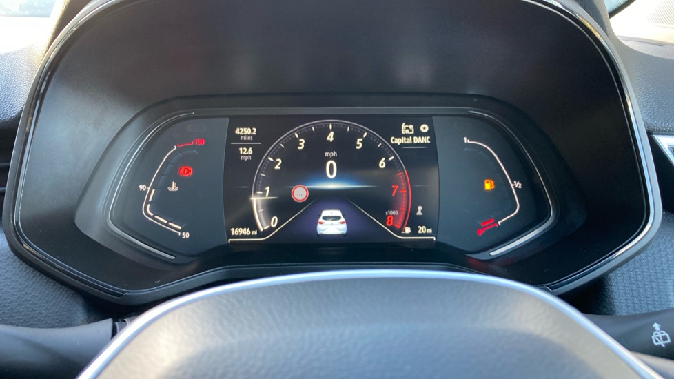 Renault Clio 1.0 TCe 90 Evolution 5dr Petrol Hatchback - Image 18