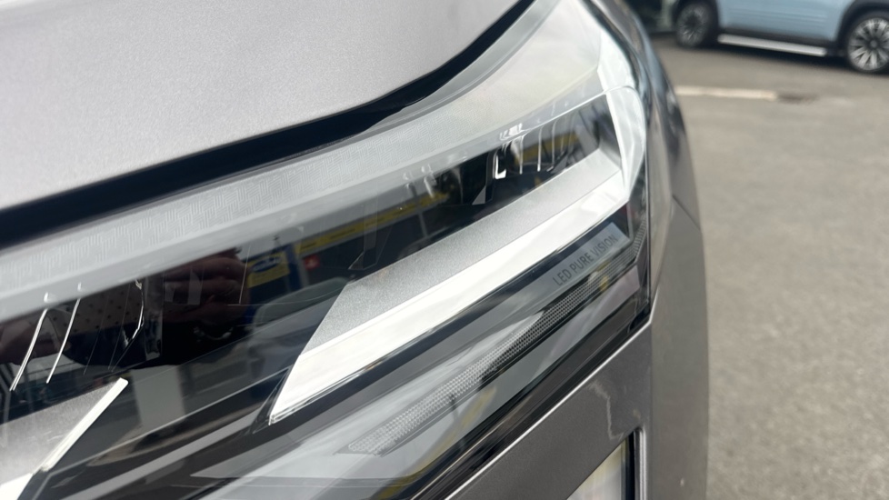 Renault Symbioz 1.3 TCe 140 Techno Esprit Alpine 5dr Petrol Estate - Image 26