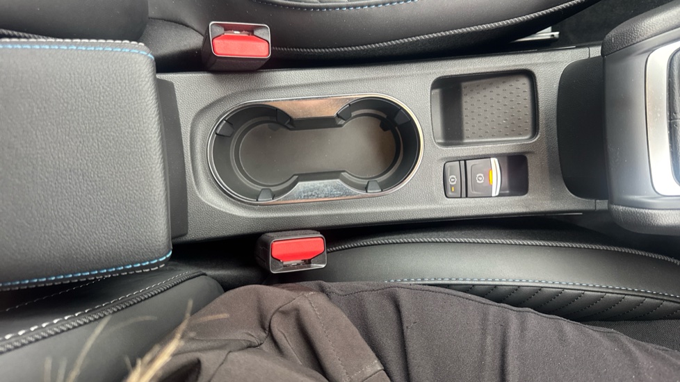Renault Symbioz 1.3 TCe 140 Techno Esprit Alpine 5dr Petrol Estate - Image 33