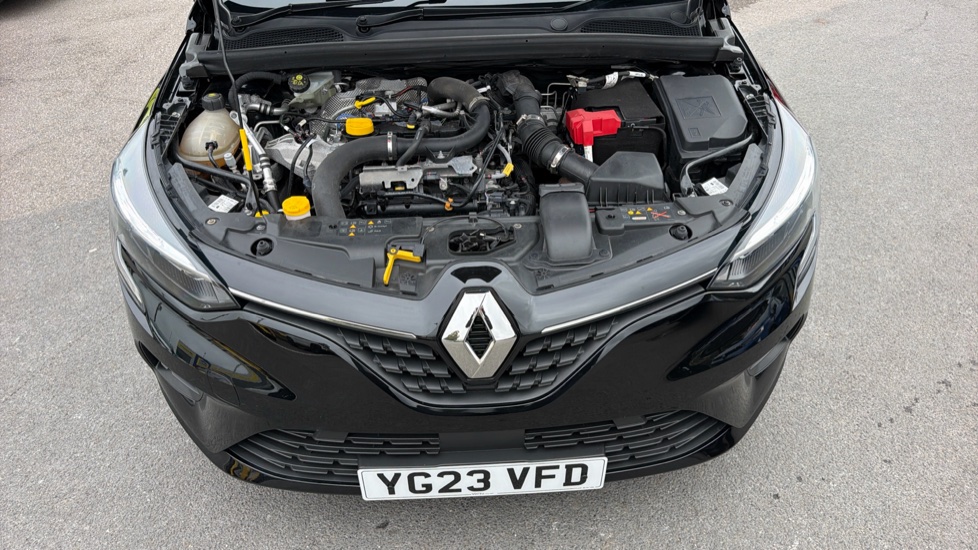 Renault Clio 1.0 TCe 90 Evolution 5dr Petrol Hatchback - Image 8