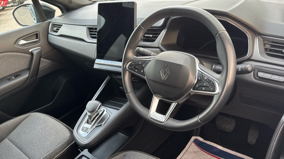 Renault Symbioz 1.6 E-Tech FHEV 145 Techno 5dr Auto Hybrid Estate - Image 11