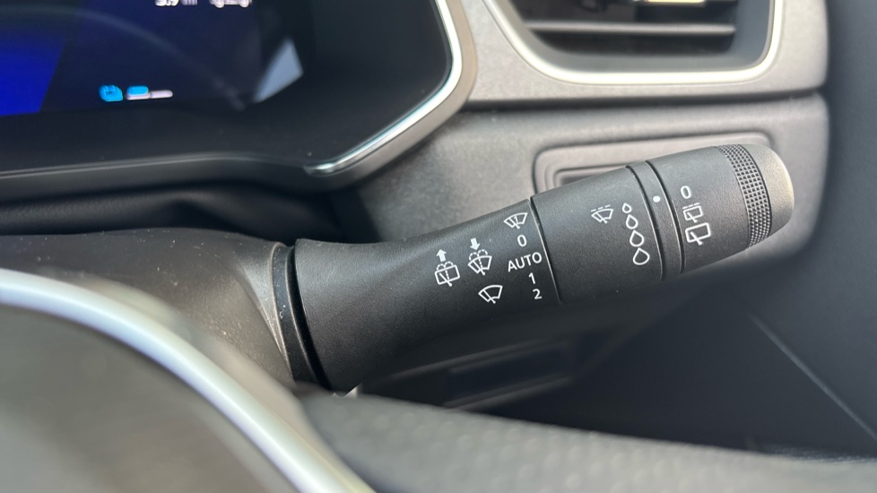 Renault Symbioz 1.6 E-Tech FHEV 145 Techno 5dr Auto Hybrid Estate - Image 37