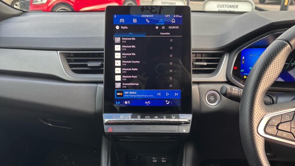 Renault Symbioz 1.6 E-Tech FHEV 145 Techno 5dr Auto Hybrid Estate - Image 42