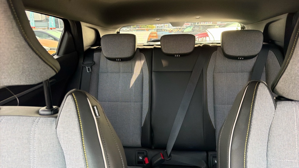 Renault Megane E-Tech EV60 160kW Launch Edition 60kWh OC 5dr Auto Electric Hatchback - Image 15