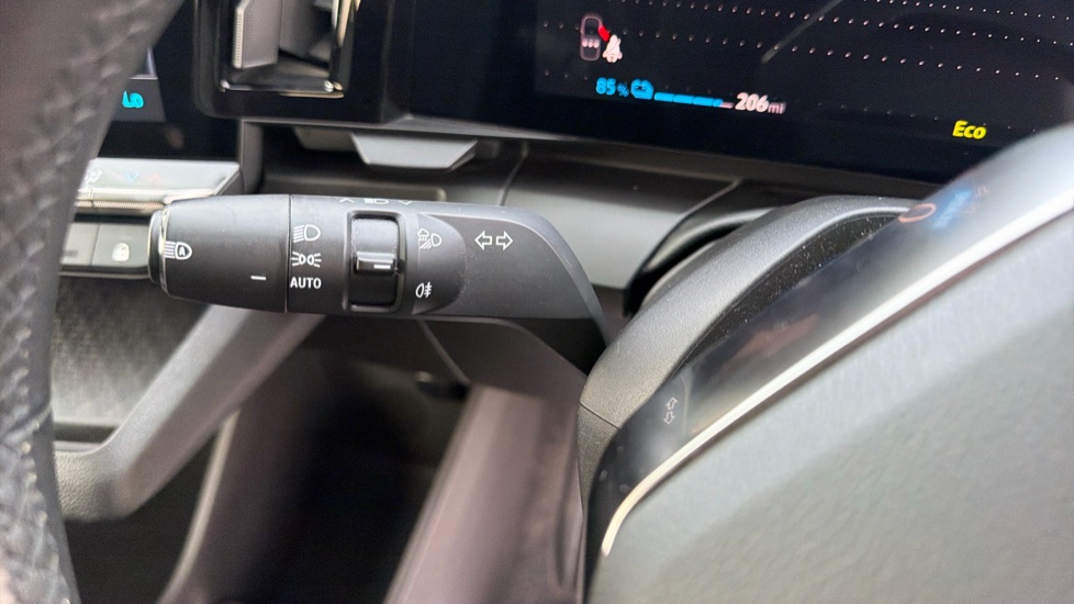 Renault Megane E-Tech EV60 160kW Launch Edition 60kWh OC 5dr Auto Electric Hatchback - Image 27