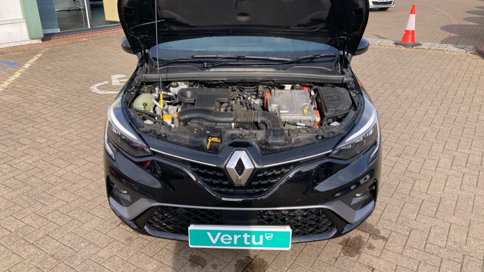 Renault Clio 1.6 E-TECH Hybrid 140 RS Line 5dr Auto Hybrid Hatchback - Image 8