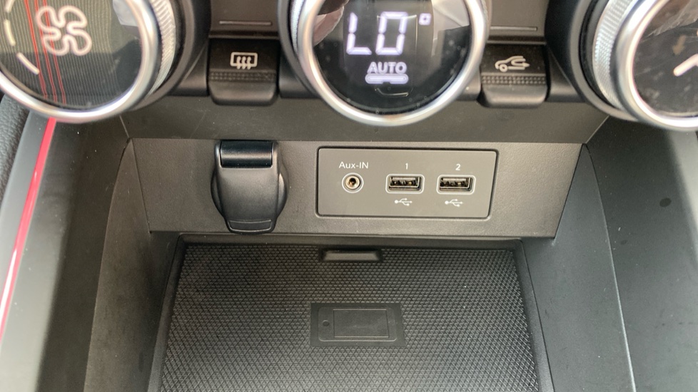 Renault Clio 1.6 E-TECH Hybrid 140 RS Line 5dr Auto Hybrid Hatchback - Image 52
