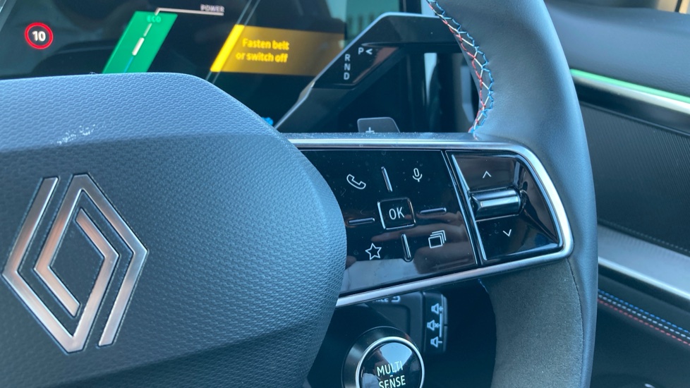 Renault Rafale E-Tech FHEV Techno Esprit Alpine 5dr Auto 4C Hybrid Estate - Image 30