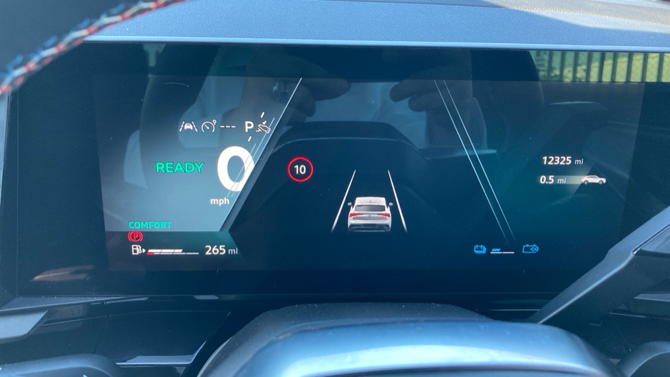 Renault Rafale E-Tech FHEV Techno Esprit Alpine 5dr Auto 4C Hybrid Estate - Image 46