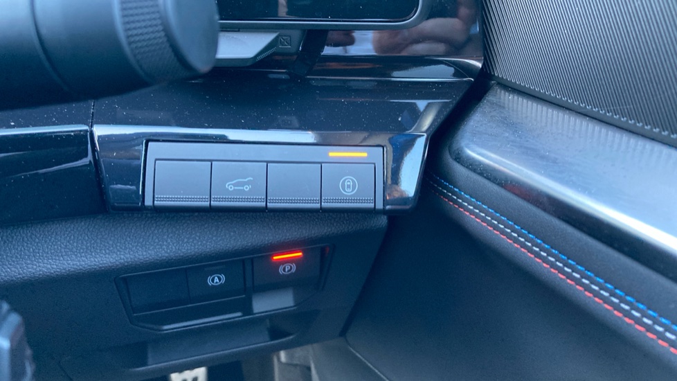 Renault Rafale E-Tech FHEV Techno Esprit Alpine 5dr Auto 4C Hybrid Estate - Image 49